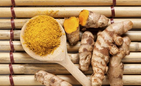 La curcumina ha effetti benefici sulla memoria e migliora lo stato d’animo