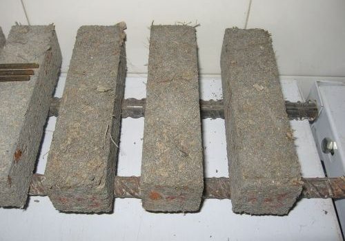 Pesquisadores desenvolvem concreto mais resistente formado por cimento e algas marinhas