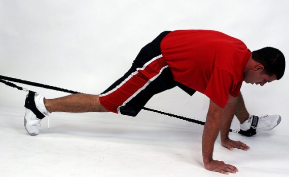 Estudo comprova a influência positiva do alongamento em treinamentos de força