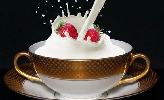 Beber leite pobre em gordura pode reduzir a artrite dos joelhos das mulheres