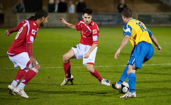 Consumo máximo de oxigênio em jogadores de futebol