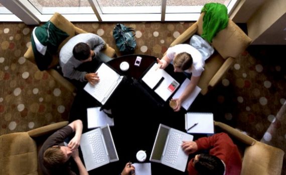 Simpósio no Brasil reúne pesquisadores de temas diversos