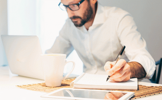 Formação para o executivo de alto nível: reflexões e propostas