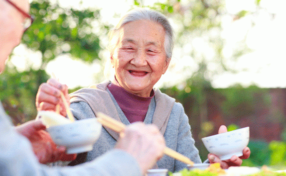 Para 2030, a expectativa de vida das mulheres poderá superar os 90 anos