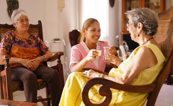 Tese: Riscos Ergonômicos dos Cuidadores em Residências Assistidas para Idosos em Lima-Peru