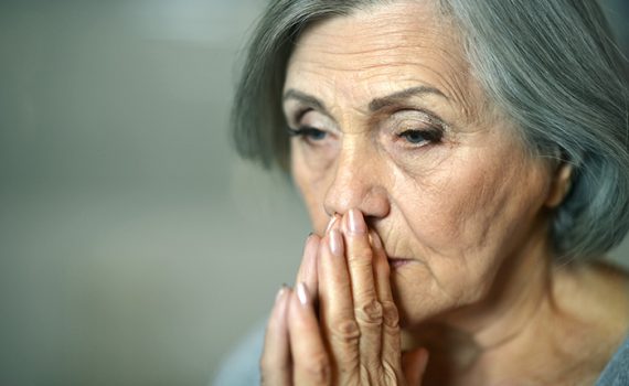 Tese: Associação entre subnutrição e depressão entre mulheres idosas