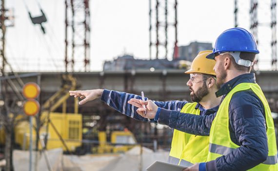 Atribuir automaticamente as tarefas de um projeto ajuda a nivelar os recursos