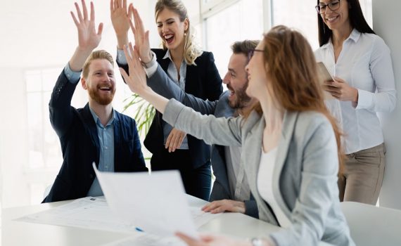 Trabalhar em equipe beneficia as empresas