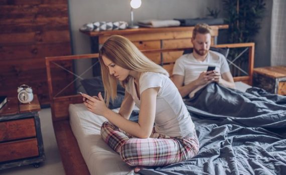 Sintomas do uso excessivo de celulares