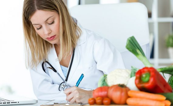 Especialistas em nutrição questionam algumas dietas populares