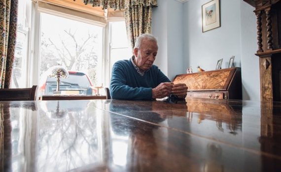 Múltiplos apoios para mitigar a depressão de idosos no Brasil