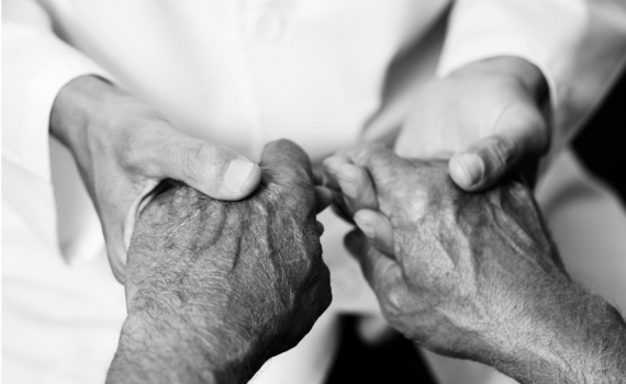 Dicas para aliviar o isolamento em idosos