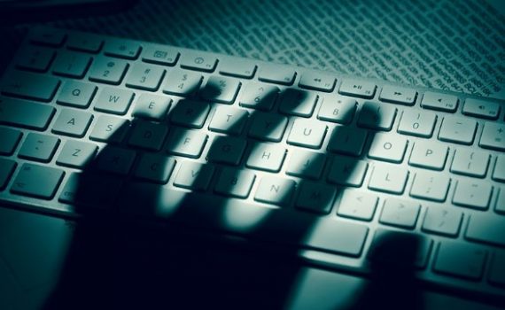 Hábitos que colocam a cibersegurança em risco