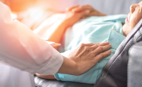 Avaliação de adultos idosos hospitalizados em Medicina Interna