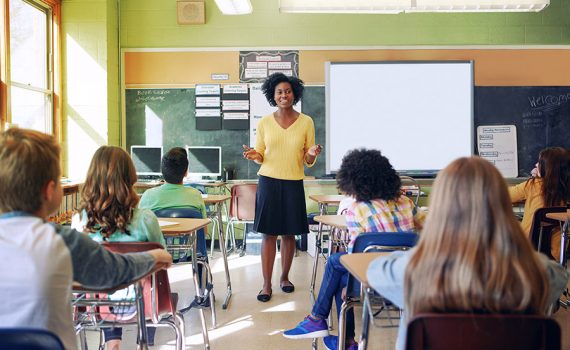 Professores terão mais oportunidades laborais em 2021