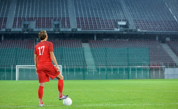 As estratégias nos vestuários para evitar o contágio