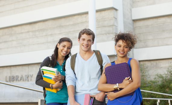 Estudo associa o abandono escolar à avaliação baseada em notas