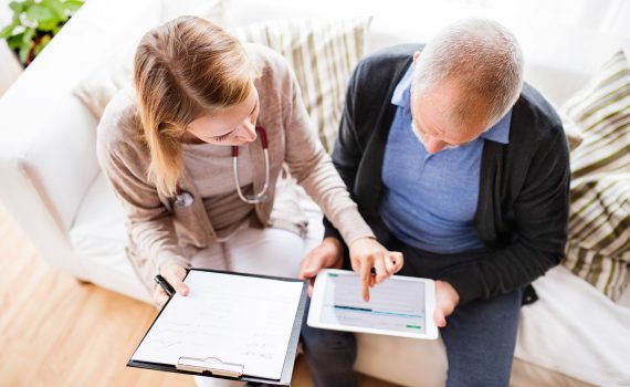 A brecha digital que afeta os idosos