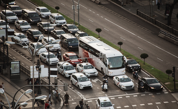 Conheça as regras para transitar nas zonas de baixa emissão na Espanha