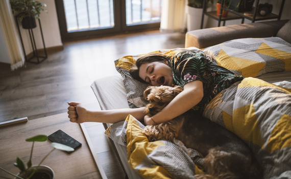 As consequências de dormir menos de 6 horas por dia