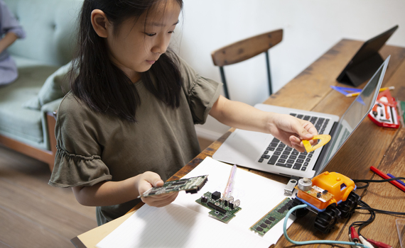 Como orientar os alunos em um mundo de mudanças constantes