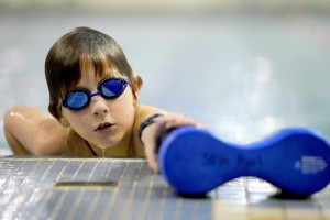 Más actividad física mejoraría imagen corporal de niños con deficiencia visual