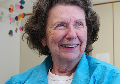 Psicología positiva puede mejorar calidad de vida de ancianos