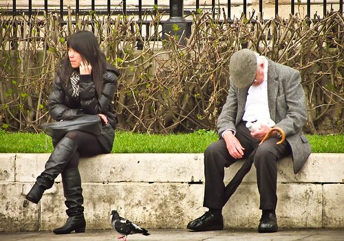 Más de 1,7 millones de ancianos viven solos en España