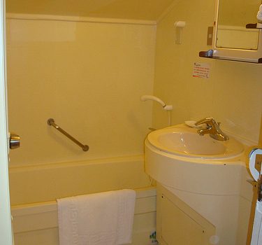 Adaptar el baño para evitar accidentes