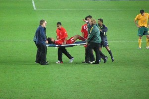 Estudio analiza niveles de fatiga y características psicológicas en futbolista, después de lesión