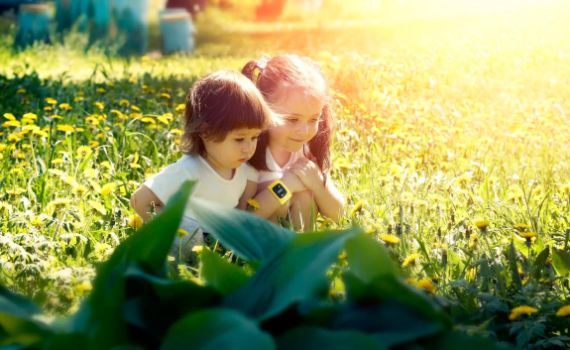 Reloj permite localizar personas y hacer llamadas en casos de emergencia