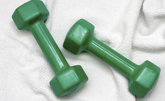 Movimientos completos en entrenamientos con peso