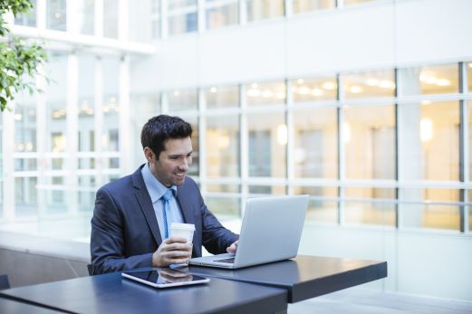 La crisis y los contratos de talentos de bajo costo