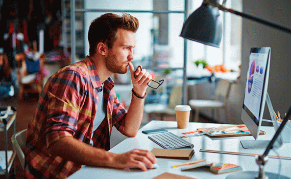 Milán ofrece plataforma de lanzamiento a proyectos de jóvenes diseñadores