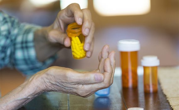 Medicamentos a domicilio a mayores de 80 años