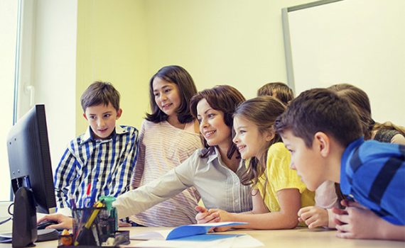 Debate: Retos de las políticas nacionales para la formación de profesores