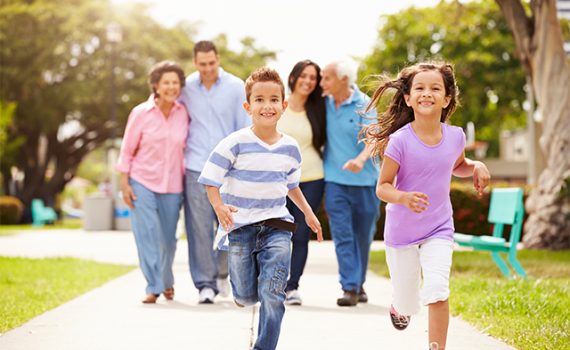 La participación en programas de socialización mejora la salud de los mayores