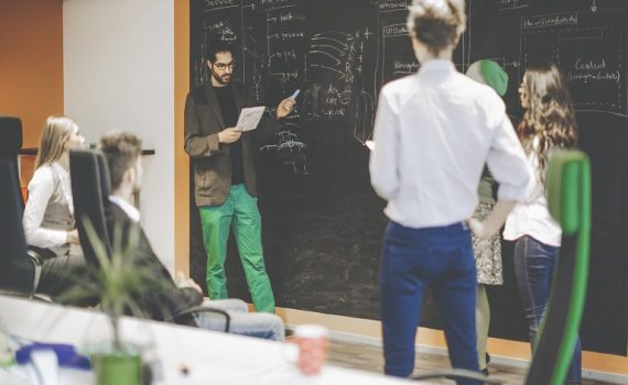 Aplicación de Modelo Scrum en proyectos