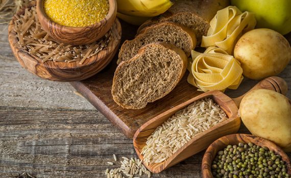 Consumir pocos y muchos carbohidratos puede acortar la vida