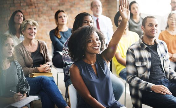 Consejos para enseñar idiomas en clases para adultos