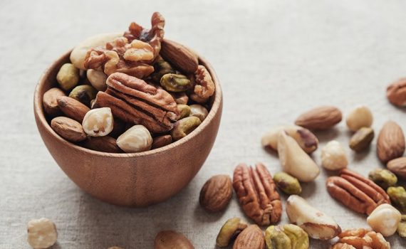 Consumo de frutos secos en el embarazo trae beneficios para el niño