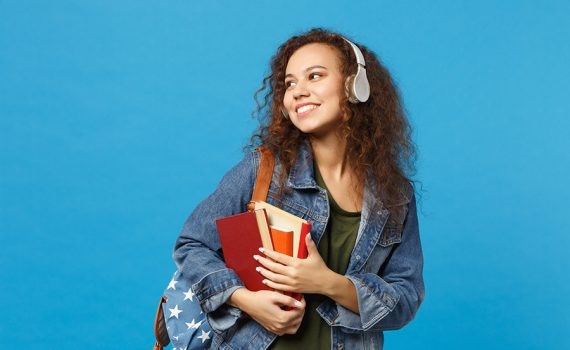 Educación y literatura, instrumentos para una sociedad más igualitaria