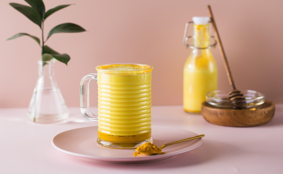 ¿Qué es la leche dorada y cuáles son sus beneficios?