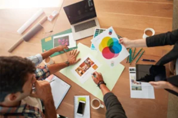 Microaprendizaje en 2026: cómo potenciar las habilidades del equipo de marketing